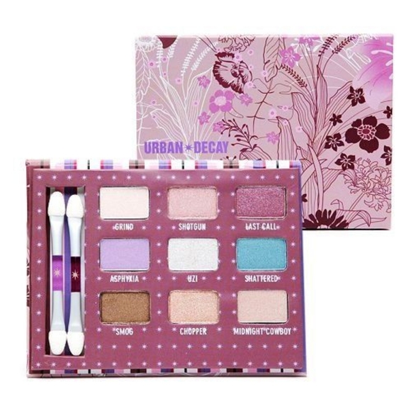 Urban Decay Other - ⭐️HOST PICK⭐ Urban Decay: Wallpaper Eyeshadow Palette